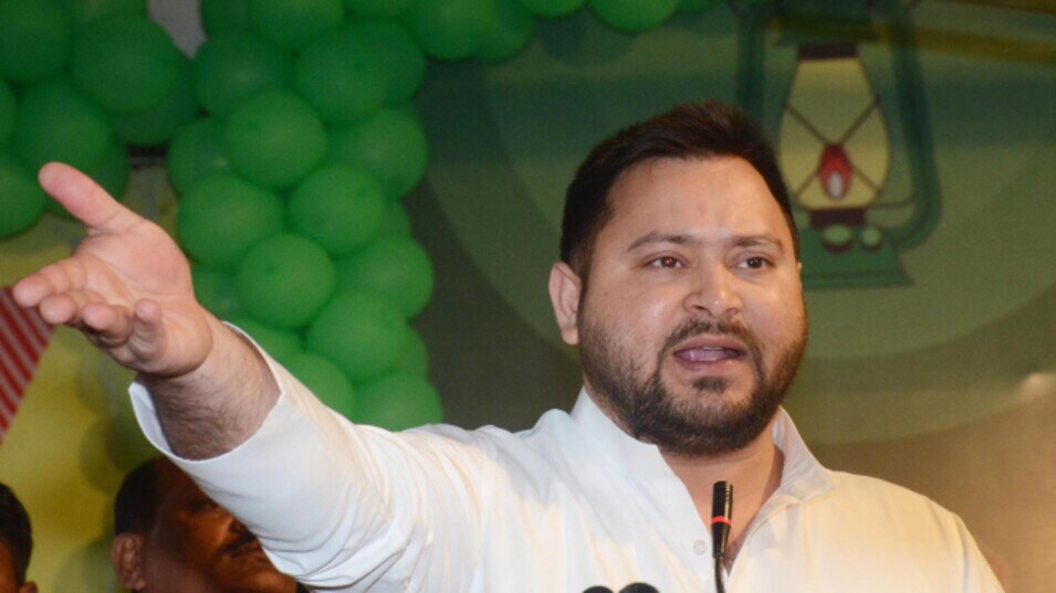 सशस्त्र बलों को राजनीति में नहीं घसीटा जाना चाहिए: तेजस्वी यादव