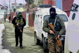 किश्तवाड़ में सुरक्षाबलों और आतंकियों के बीच मुठभेड़, 3 आतंकी ढेर