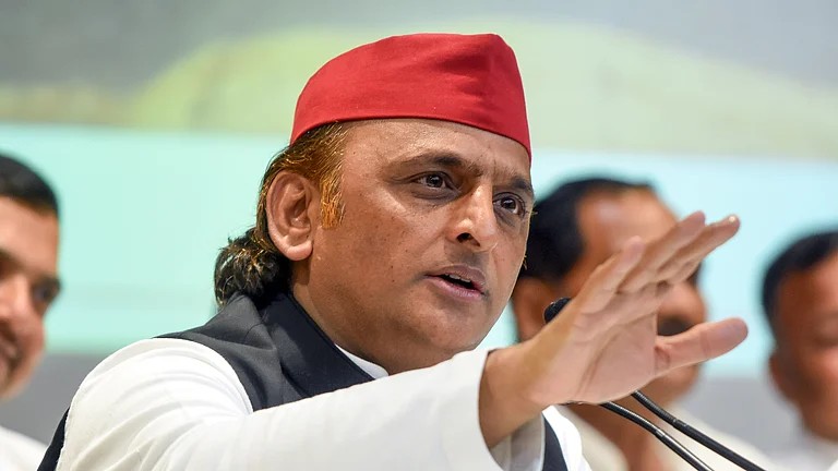 'शिक्षा भाजपाइयों के लिए व्यापार है, विकास का मुद्दा नहीं': ​अखिलेश