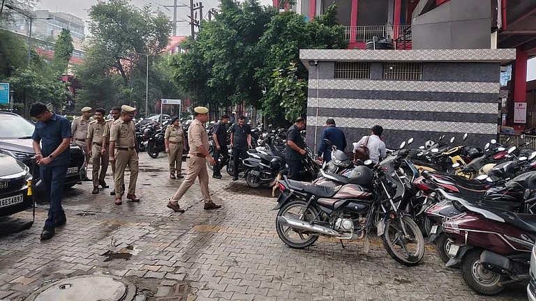 स्वतंत्रता दिवस: आसमान से जमीन तक कड़ा पहरा, ड्रोन उड़ाने पर रोक