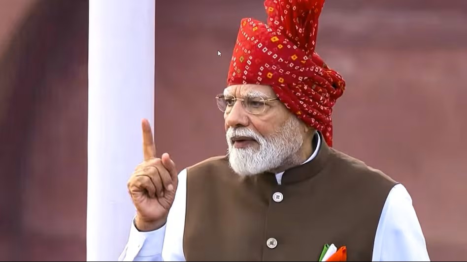दिमागी नक्सली मौके की तलाश में हैं, इन्हें अलग-थलग करना होगा: मोदी 