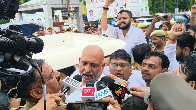 अजय राय को सहारनपुर जाने से रोका गया, पुलिस ने हिरासत में लिया 
